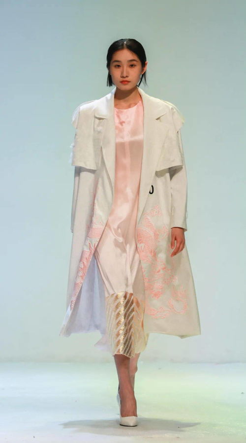 2022東華大學服裝與藝術設計學院研究生畢業作品發布 創意新生，時尚力量